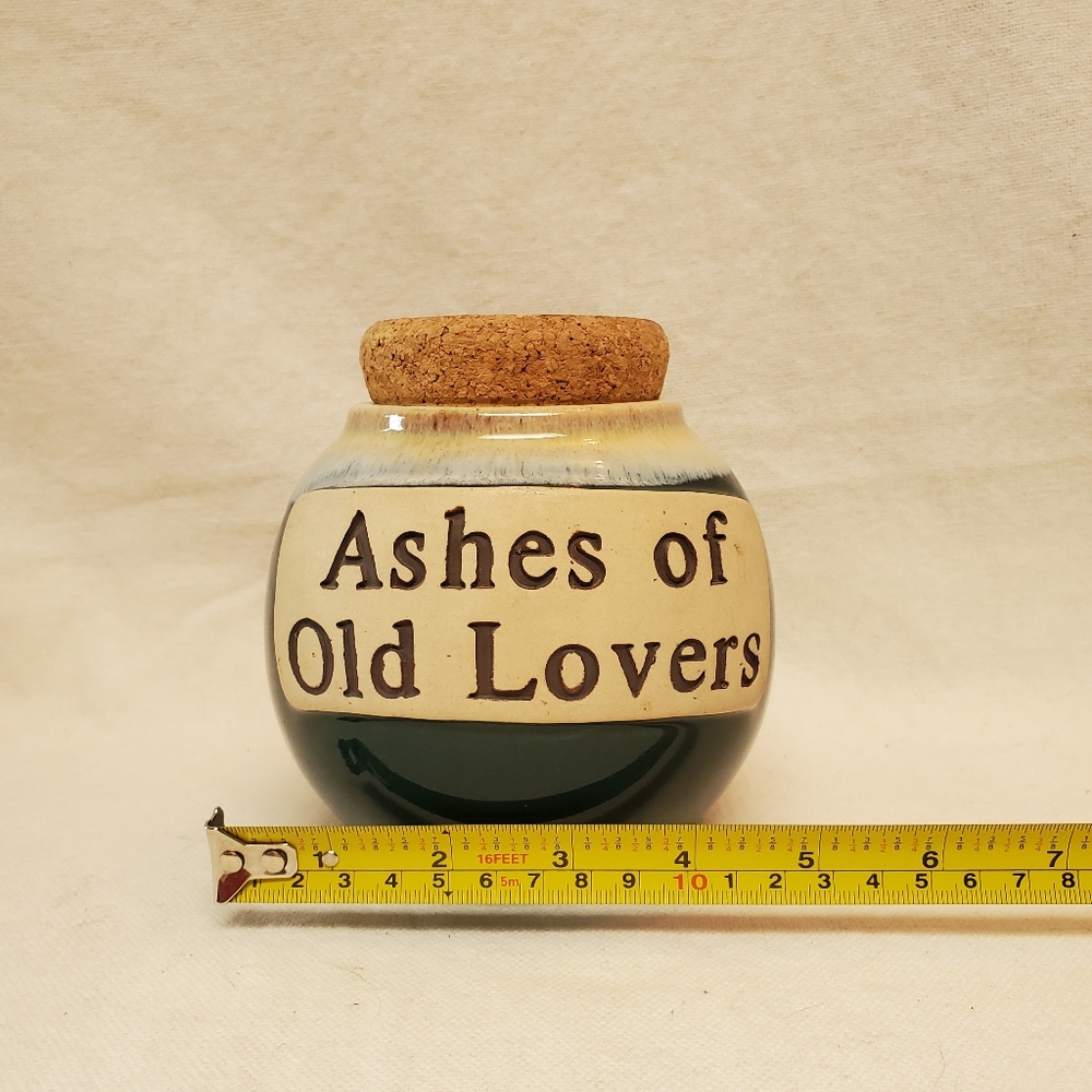 Ashes of Old Lovers Ceramic Jar - Picture 6 of 6